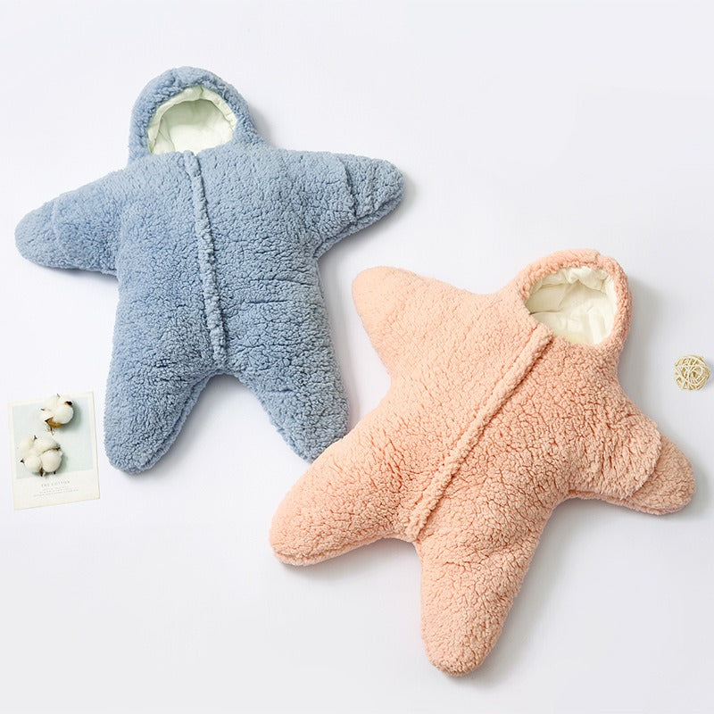 Baby hugged by starfish, lamb plush split leg sleeping bag