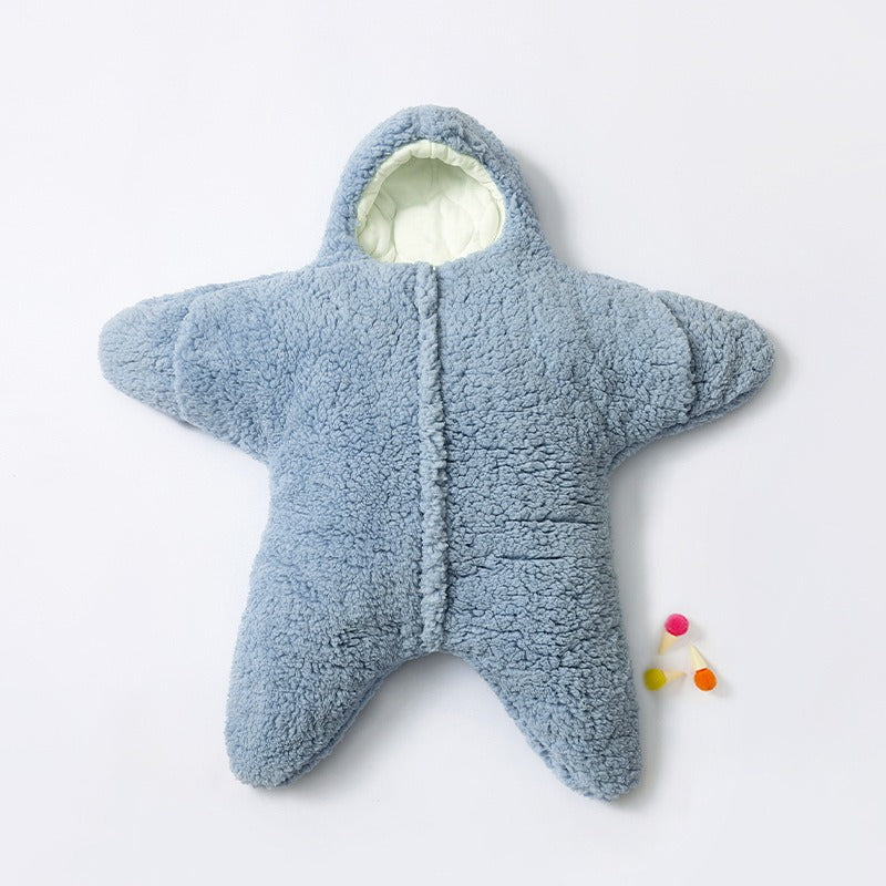 Baby hugged by starfish, lamb plush split leg sleeping bag